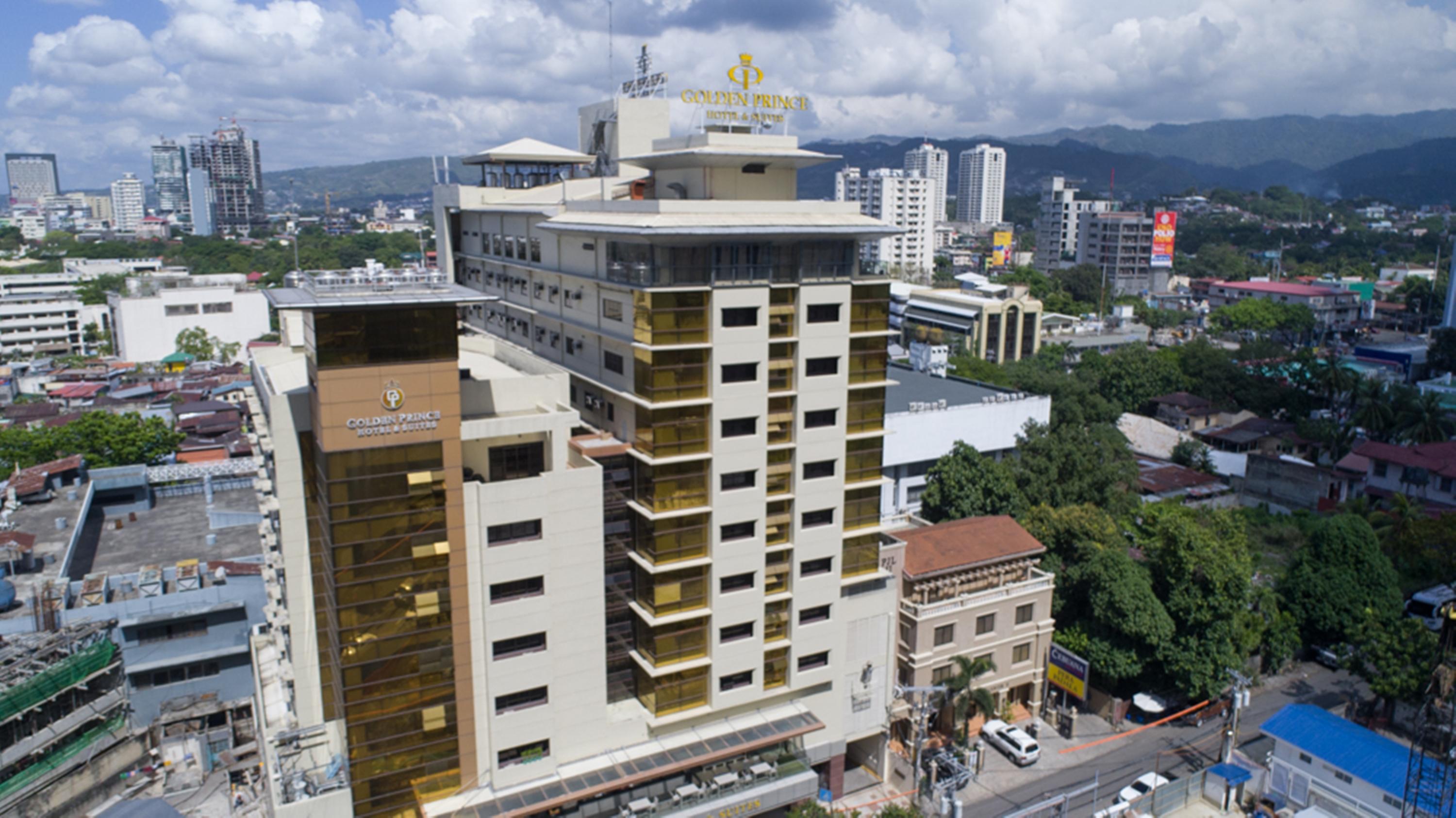 Golden Prince Hotel & Suites Cebu Exterior photo